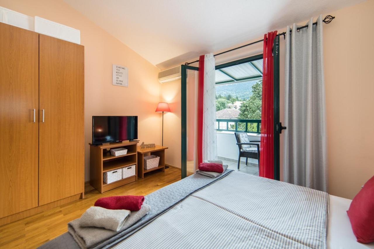Apartments Gajeta Gradac  Exterior photo